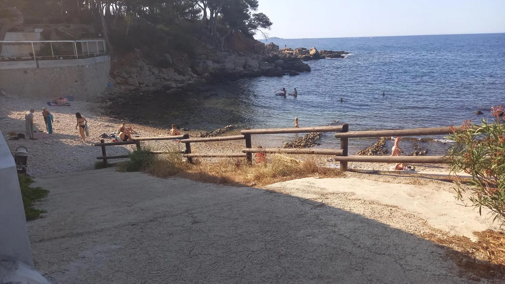 Bandol, T3, Les Pieds Dans L'Eau, Presqu'Ile Du Capelan Apartment
