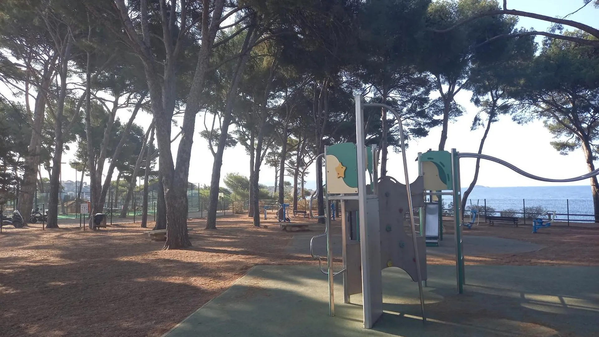 Bandol, T3, Les Pieds Dans L'Eau, Presqu'Ile Du Capelan Apartment Bandol